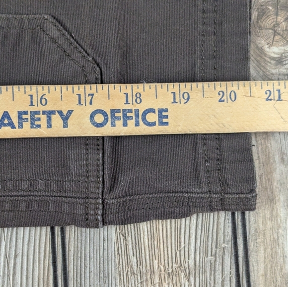 Old Mill Size 38 Cargo Shorts Brown Excellent Condition - Picture 12 of 12